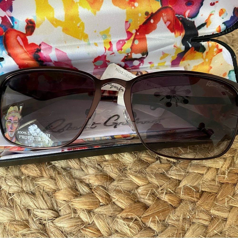 ~~Robert Graham Sunglasses~~Unisex~~NWT~~😎